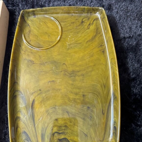 Set Of 4 Vintage Mid-Century Olive Green Swirled Lucite Snack Trays - Picture 2 of 5